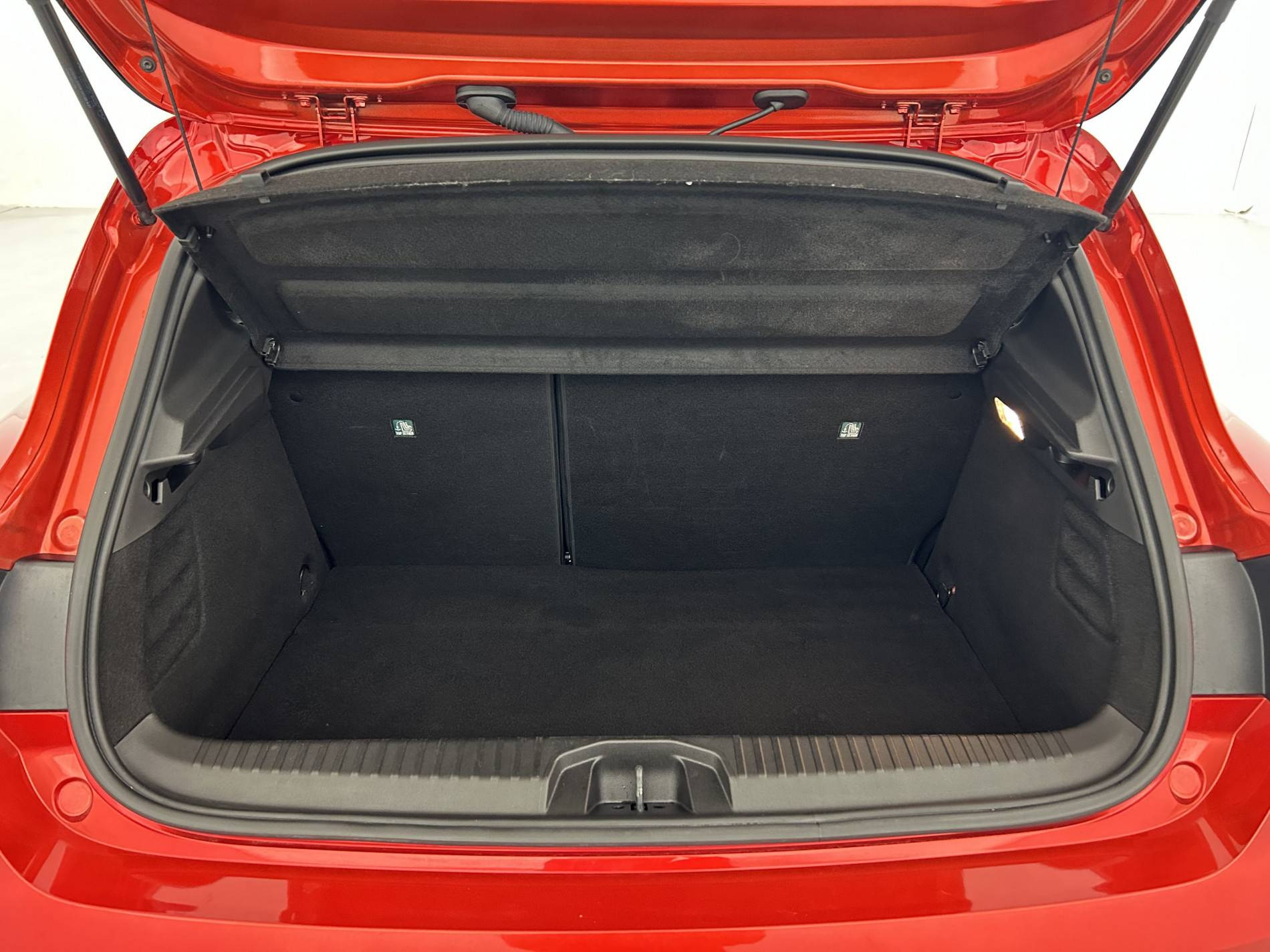 Vente en ligne Renault Clio 5 Clio E-Tech full hybrid 145 ch GSR2 au prix de 19 990 €