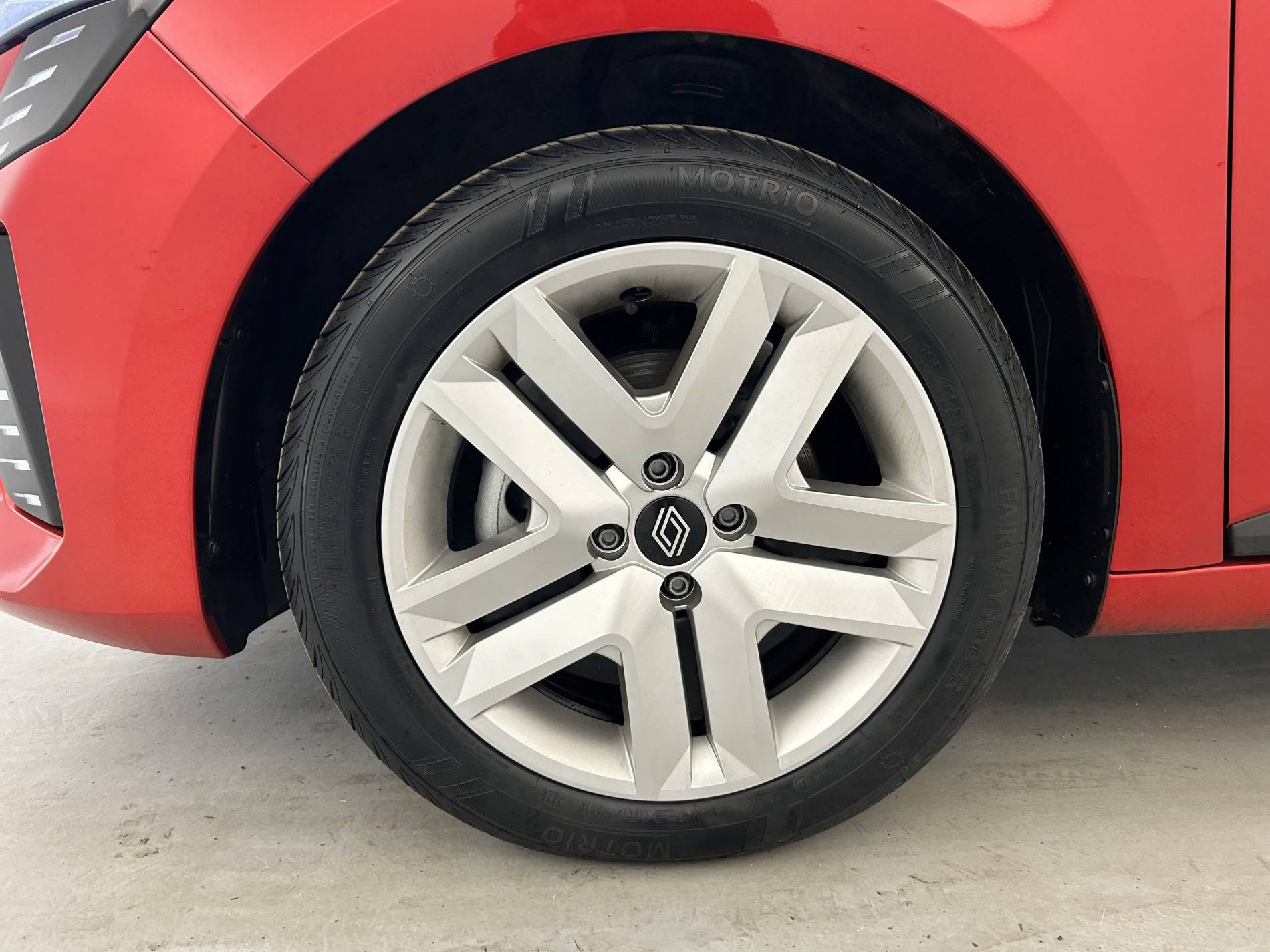 Vente en ligne Renault Clio 5 Clio E-Tech full hybrid 145 ch GSR2 au prix de 19 990 €