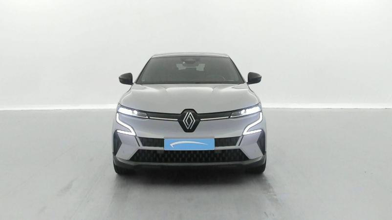 Vente en ligne Renault Megane E-Tech  EV60 220 ch super charge au prix de 29 990 €