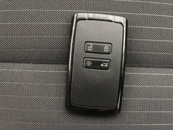 Vente en ligne Renault Arkana  TCe 140 EDC - 22 au prix de 21 490 €