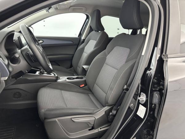Vente en ligne Renault Arkana  TCe 140 EDC - 22 au prix de 21 490 €