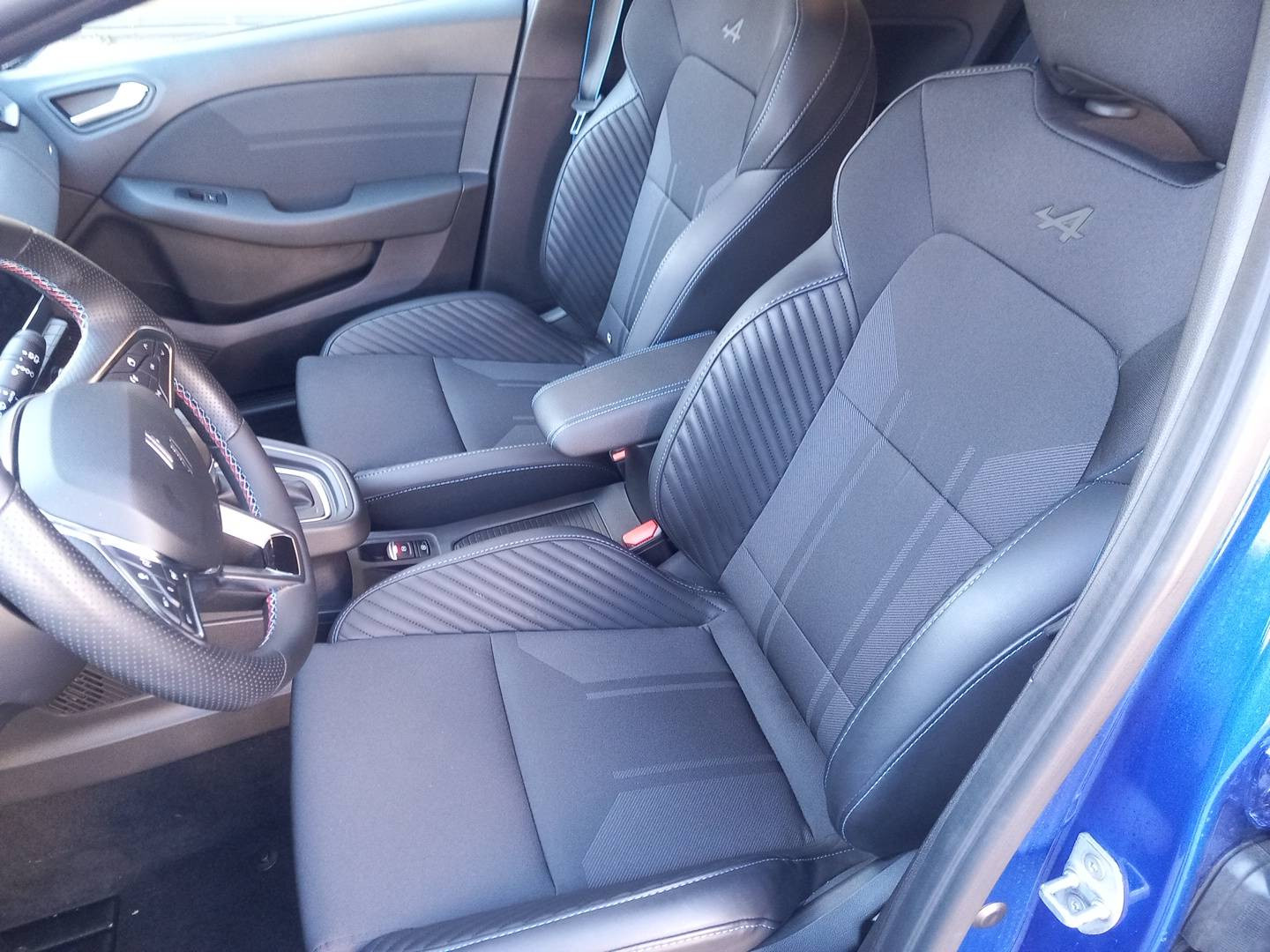 Vente en ligne Renault Clio 5 Clio E-Tech full hybrid 145 ch GSR2 au prix de 22 990 €