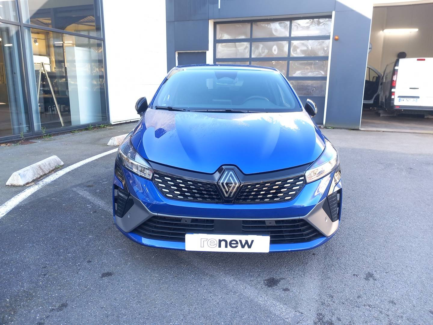 Vente en ligne Renault Clio 5 Clio E-Tech full hybrid 145 ch GSR2 au prix de 22 990 €