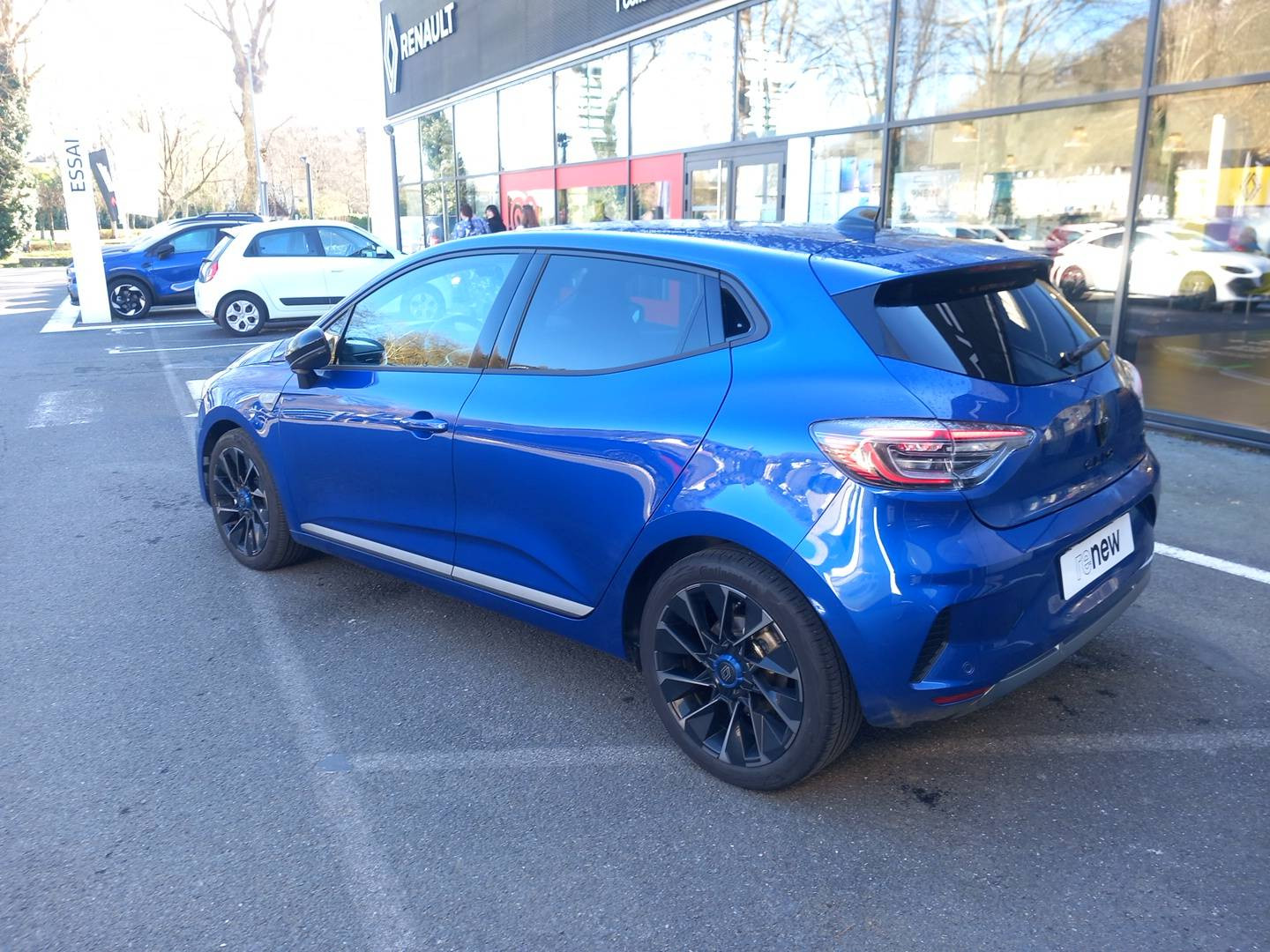 Vente en ligne Renault Clio 5 Clio E-Tech full hybrid 145 ch GSR2 au prix de 22 990 €