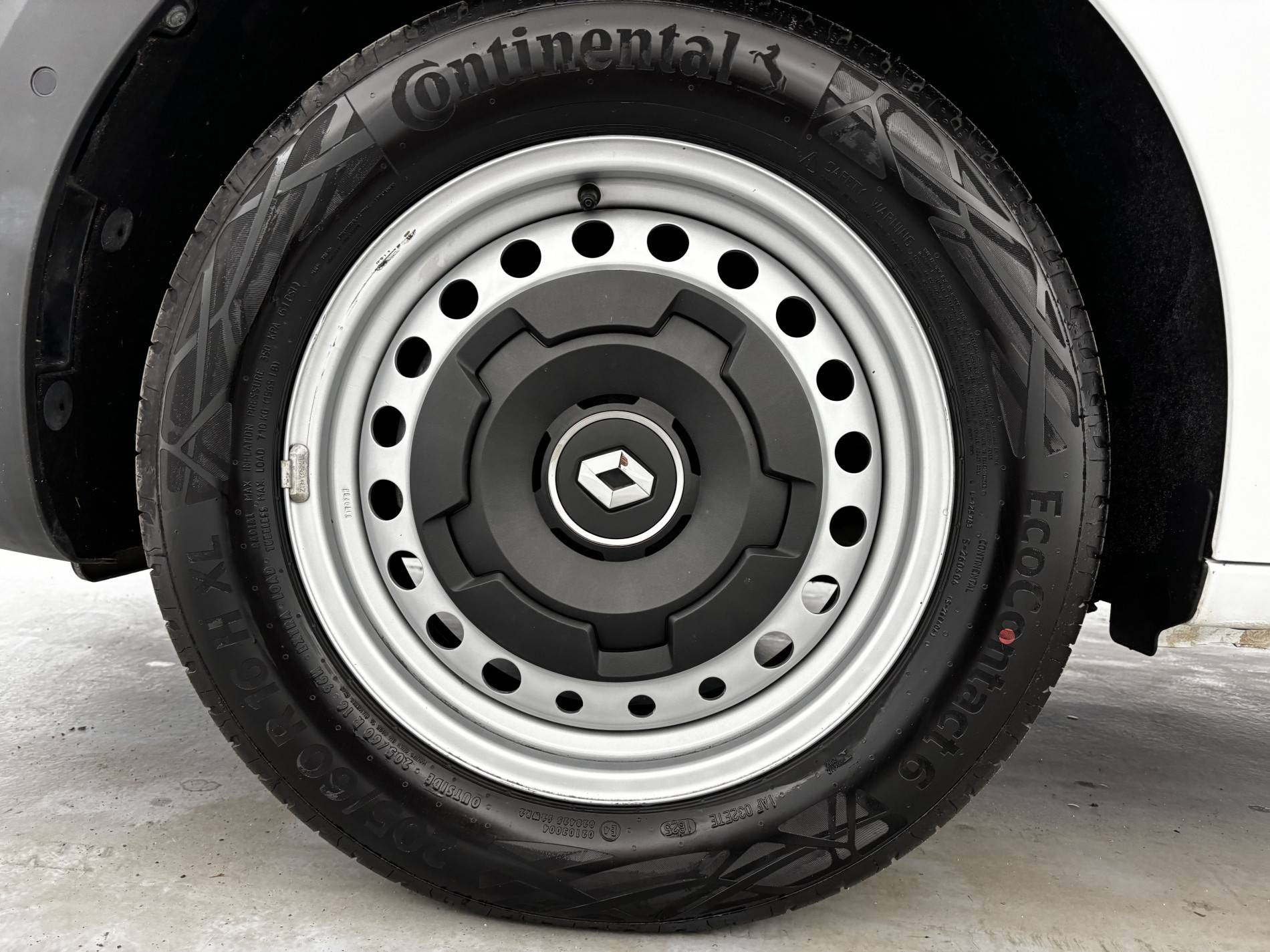 Vente en ligne Renault Kangoo Van  TCE 130 au prix de 19 490 €