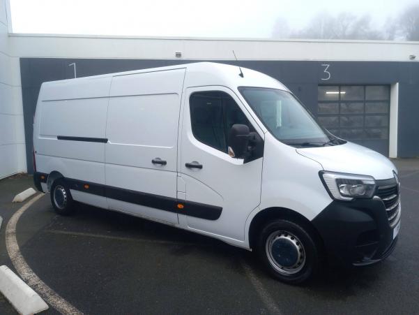 Vente en ligne Renault Master 3 Fourgon MASTER FGN TRAC F3500 L3H2 DCI 135 au prix de 25 990 €