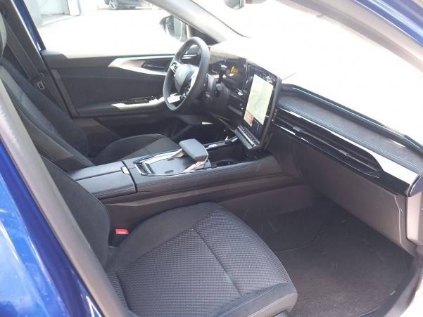 Vente en ligne Renault Austral  E-Tech full hybrid 200 GSR2 au prix de 35 990 €