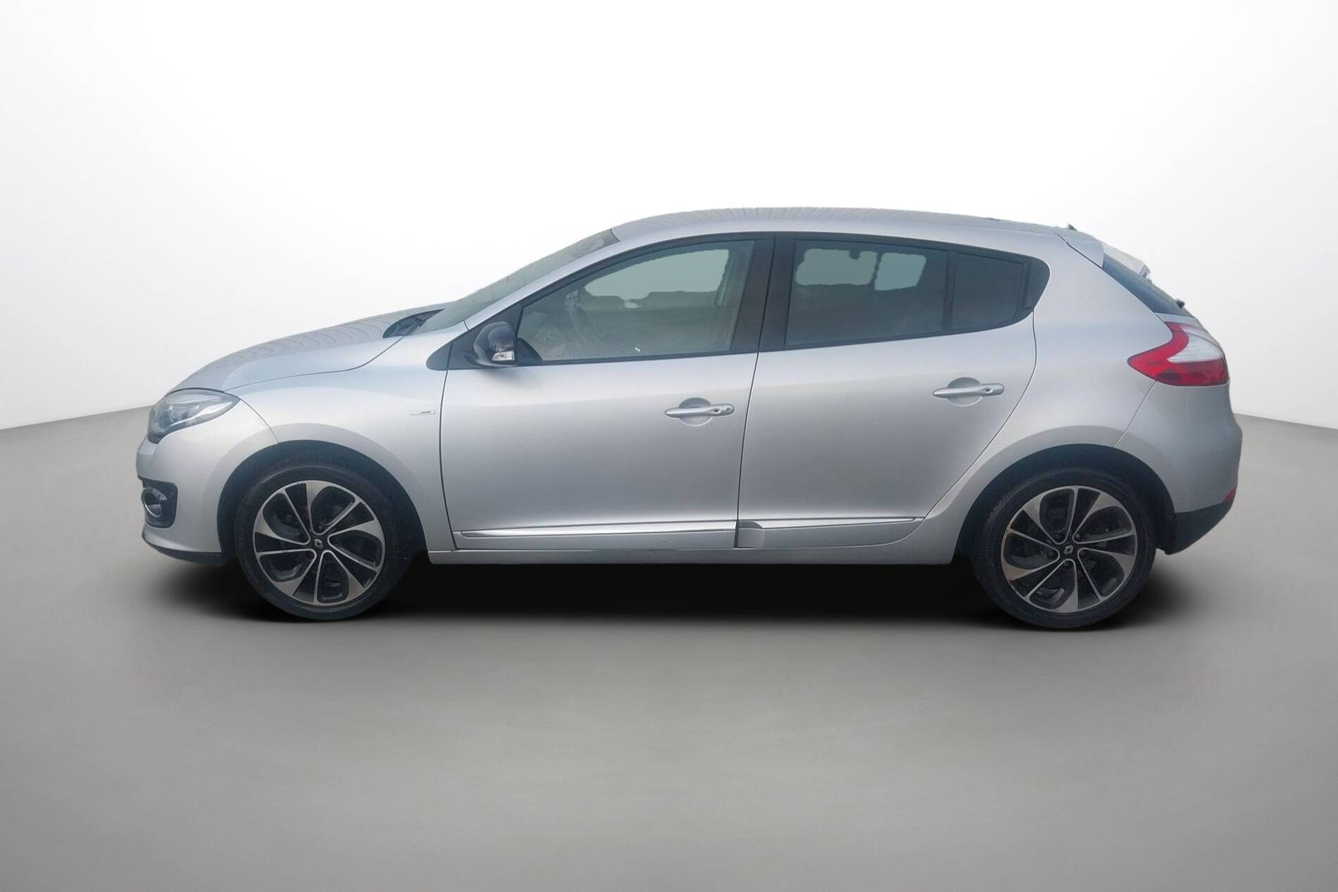 Vente en ligne Renault Megane 3 Mégane III dCi 110 FAP Energy eco2 au prix de 9 990 €