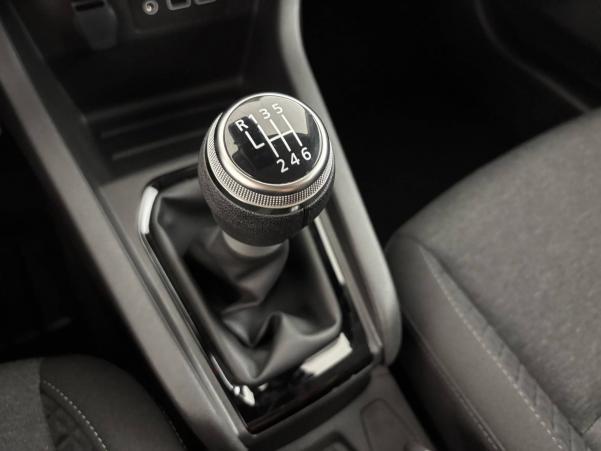 Vente en ligne Renault Clio 5 Clio TCe 90 au prix de 15 490 €