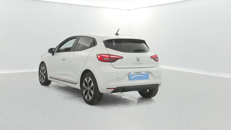 Vente en ligne Renault Clio 5 Clio TCe 90 au prix de 15 490 €