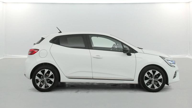Vente en ligne Renault Clio 5 Clio TCe 90 au prix de 15 490 €