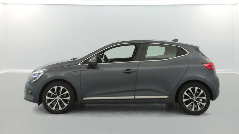 Vente en ligne Renault Clio 5 Clio E-Tech 140 - 21N au prix de 17 490 €