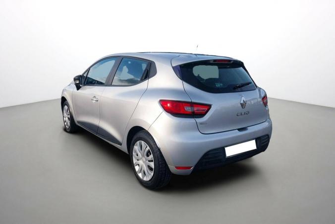 Vente en ligne Renault Clio 4 Clio 1.2 16V 75 au prix de 9 990 €