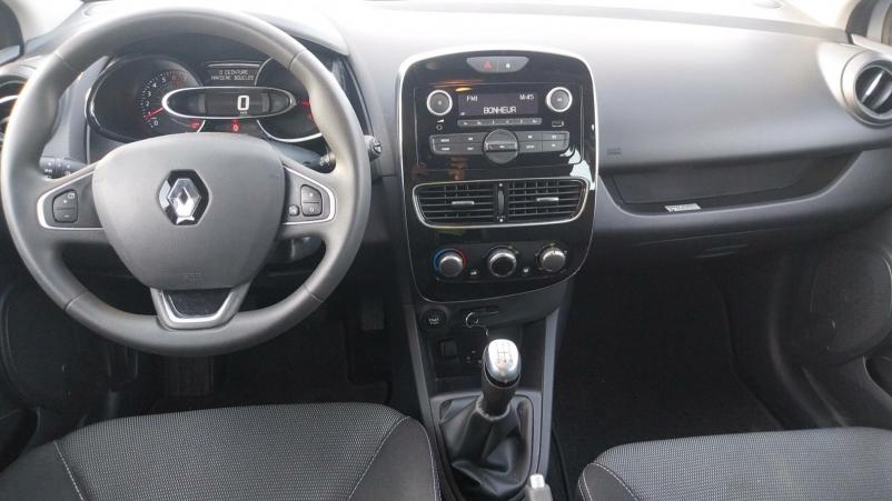 Vente en ligne Renault Clio 4 Clio 1.2 16V 75 au prix de 9 990 €