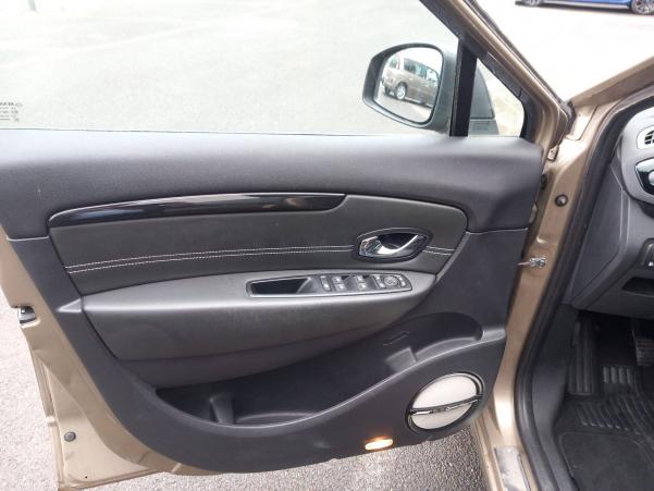 Vente en ligne Renault Scenic 3 Scenic dCi 130 Energy FAP eco2 au prix de 10 990 €