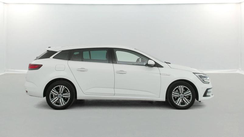 Vente en ligne Renault Megane 4 Estate Mégane IV Estate E-TECH Plug-In Hybride 160 au prix de 16 990 €