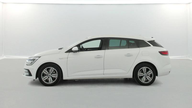 Vente en ligne Renault Megane 4 Estate Mégane IV Estate E-TECH Plug-In Hybride 160 au prix de 16 990 €