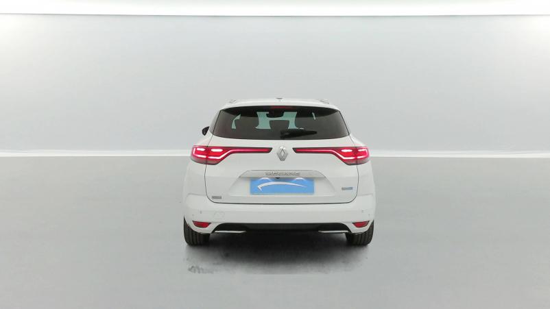 Vente en ligne Renault Megane 4 Estate Mégane IV Estate E-TECH Plug-In Hybride 160 au prix de 16 990 €