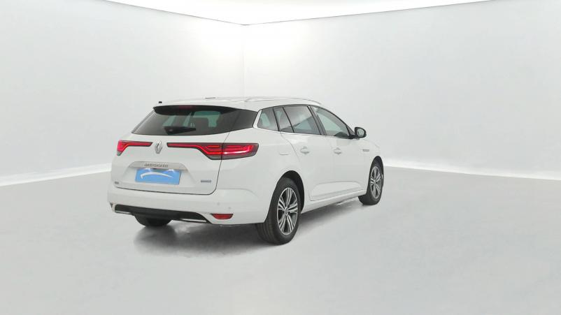 Vente en ligne Renault Megane 4 Estate Mégane IV Estate E-TECH Plug-In Hybride 160 au prix de 16 990 €