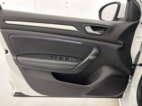 Vente en ligne Renault Megane 4 Estate Mégane IV Estate E-TECH Plug-In Hybride 160 au prix de 16 990 €