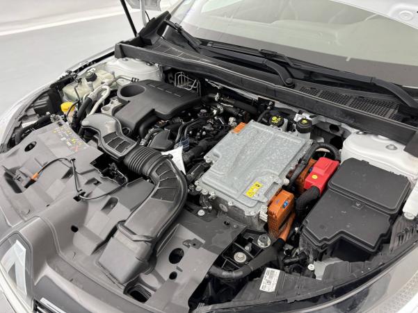 Vente en ligne Renault Megane 4 Estate Mégane IV Estate E-TECH Plug-In Hybride 160 au prix de 16 990 €