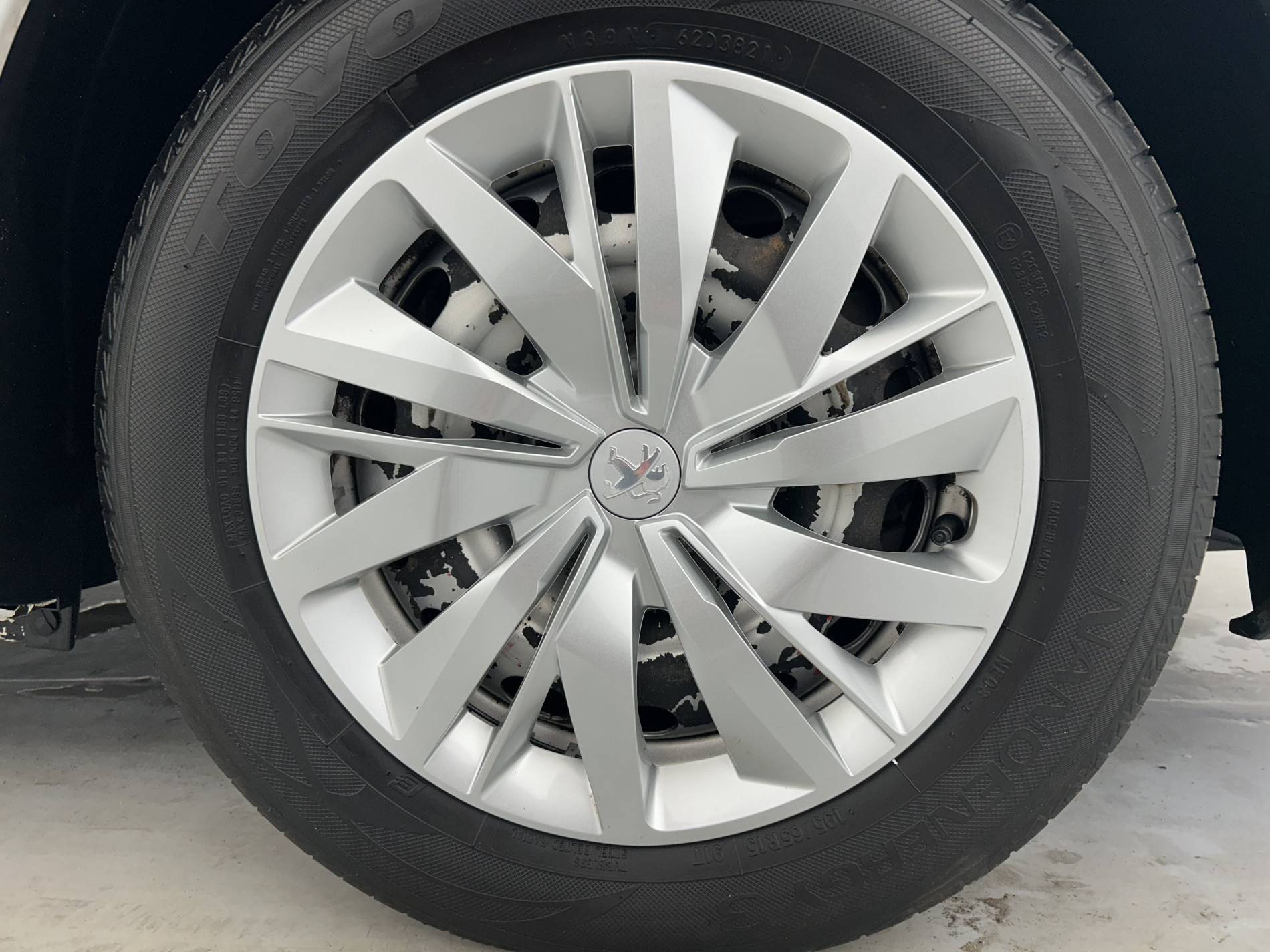 Vente en ligne Peugeot Partner Fourgon  LONG 1.6 BLUEHDI 100 BVM5 au prix de 13 490 €