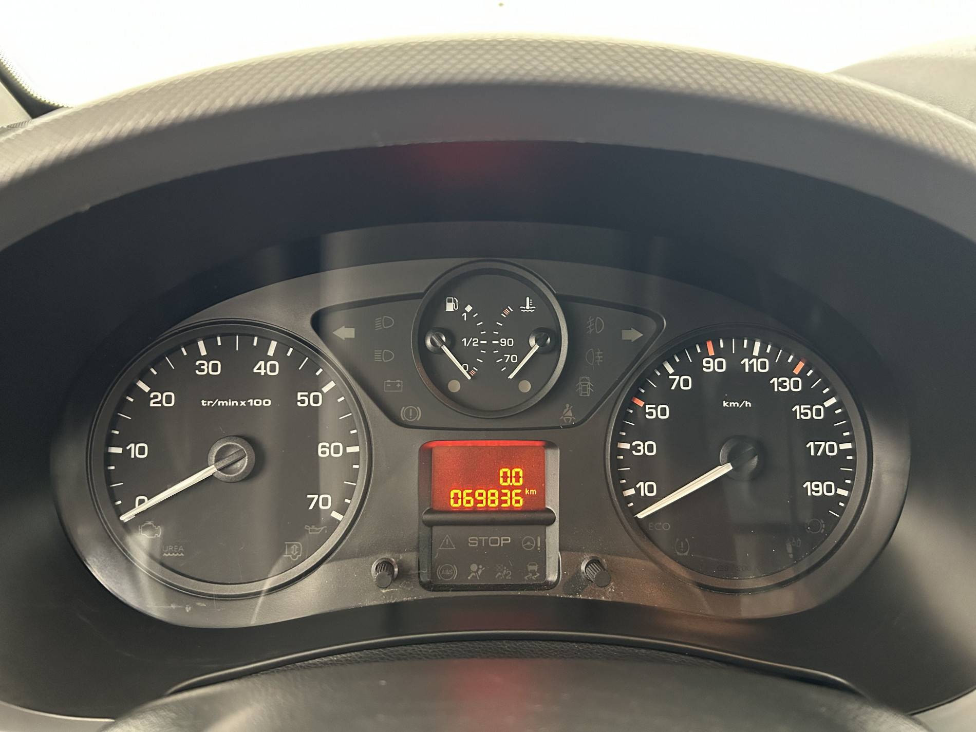 Vente en ligne Peugeot Partner Fourgon  LONG 1.6 BLUEHDI 100 BVM5 au prix de 13 490 €