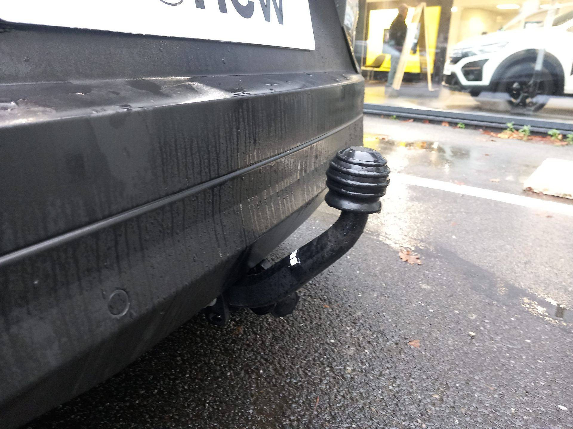 Vente en ligne Renault Captur  mild hybrid 160 EDC au prix de 24 990 €