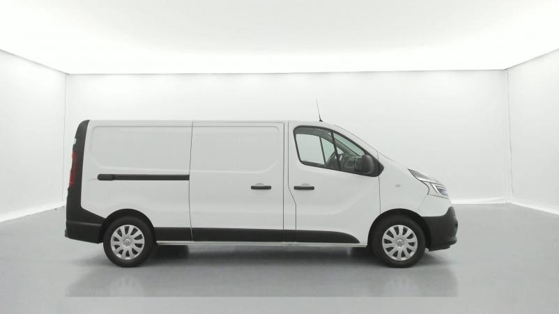 Vente en ligne Renault Trafic 3 Fourgon TRAFIC FGN L2H1 1300 KG DCI 120 au prix de 22 500 €