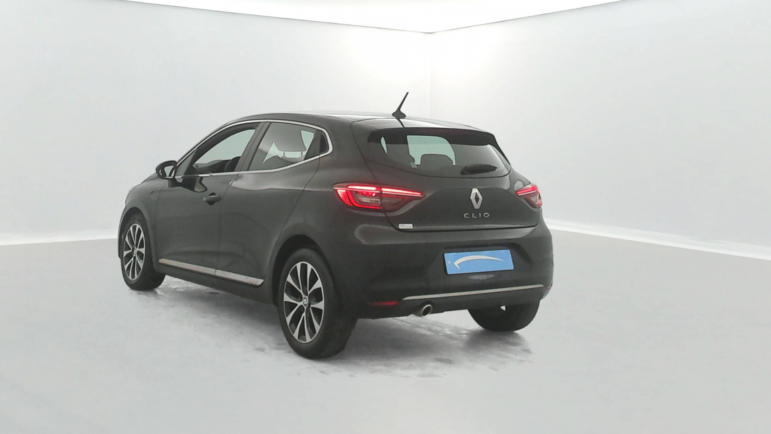 Vente en ligne Renault Clio 5 Clio TCe 90 - 21N au prix de 15 490 €