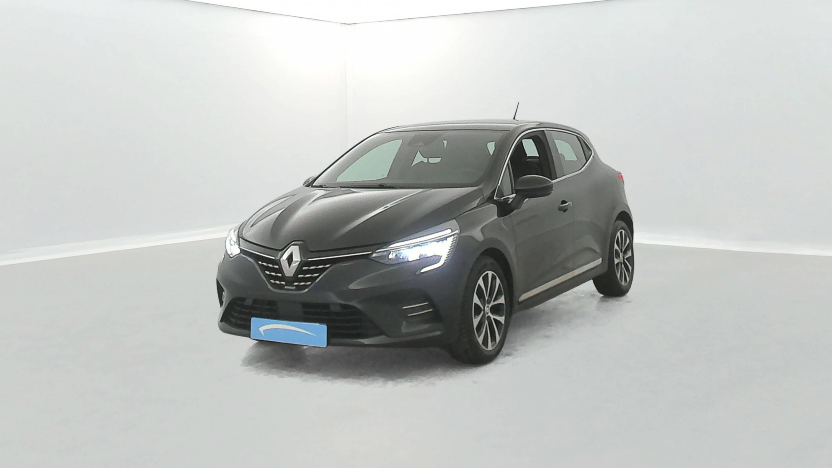 Renault Clio 5 Clio TCe 90 - 21N occasion de 2022 en vente à Concarneau