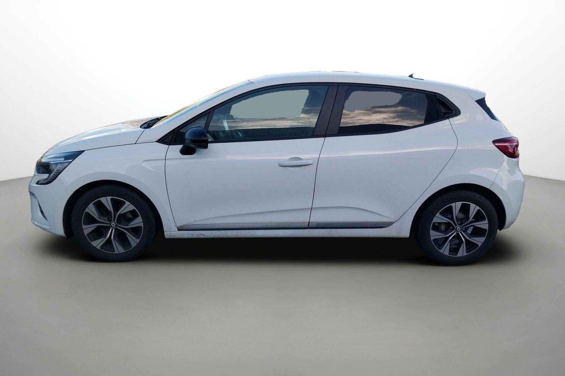 Vente en ligne Renault Clio 5 Clio SCe 65 au prix de 14 490 €