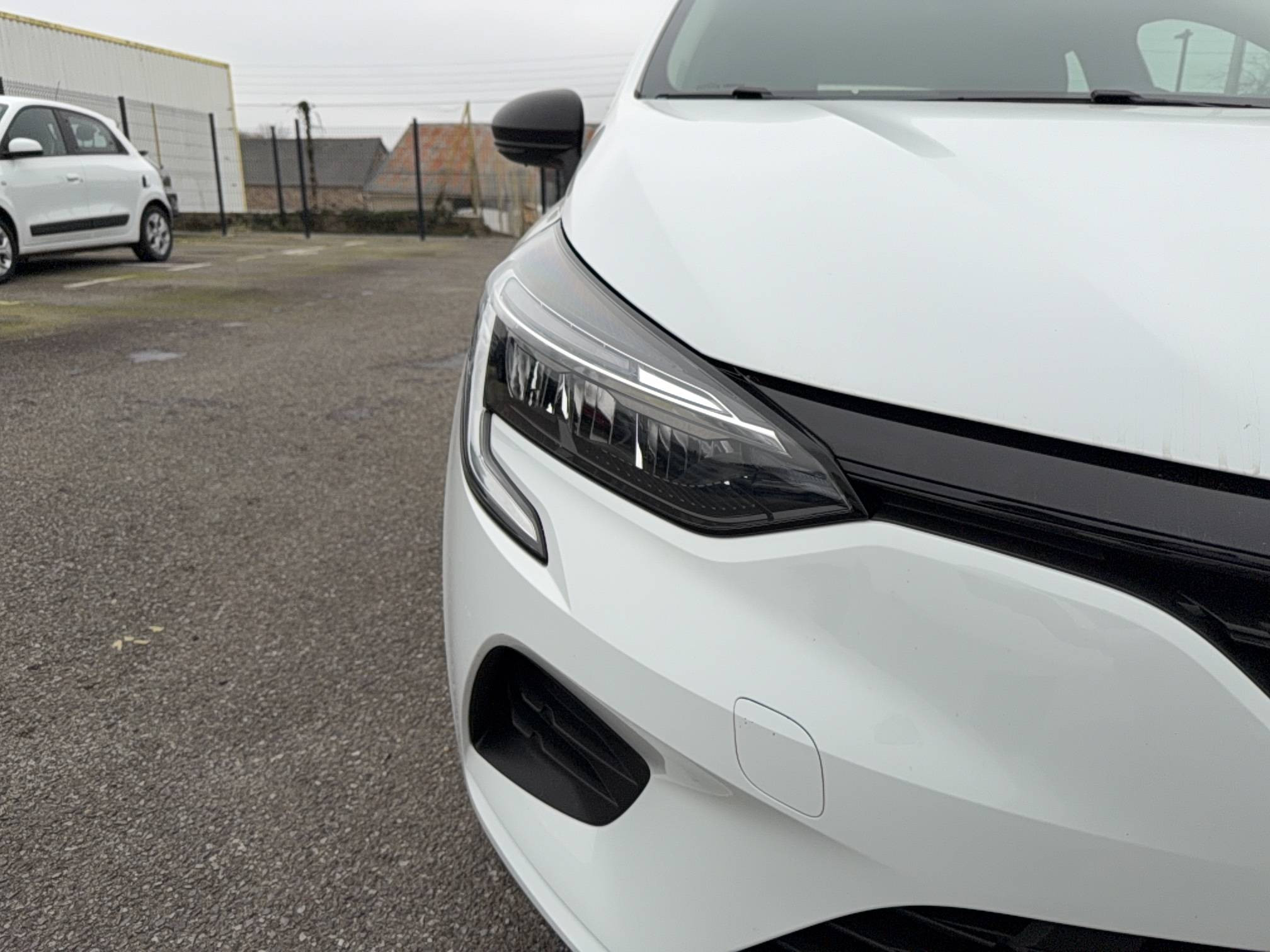 Vente en ligne Renault Clio 5 Clio SCe 65 au prix de 12 990 €