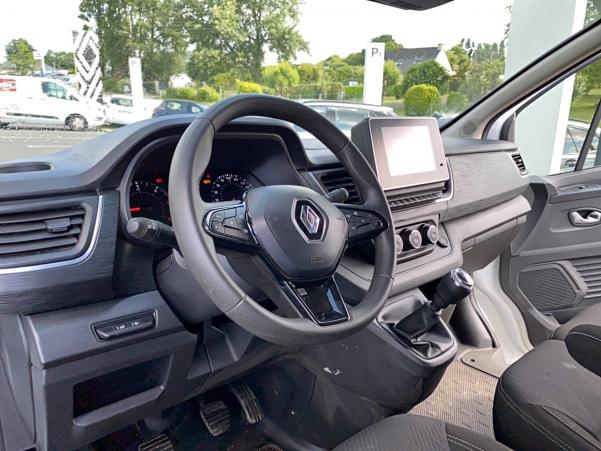 Vente en ligne Renault Trafic 3 Fourgon TRAFIC FGN L1H1 2800 KG BLUE DCI 130 au prix de 25 990 €