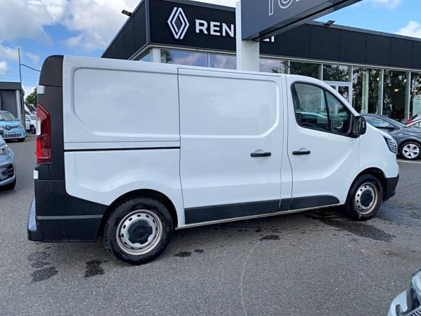 Vente en ligne Renault Trafic 3 Fourgon TRAFIC FGN L1H1 2800 KG BLUE DCI 130 au prix de 25 990 €