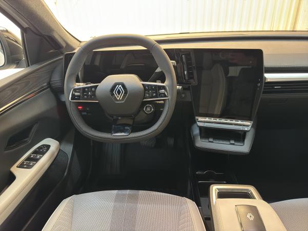 Vente en ligne Renault Scenic E-Tech Scenic E-Tech electrique 220 ch grande autonomie au prix de 48 990 €