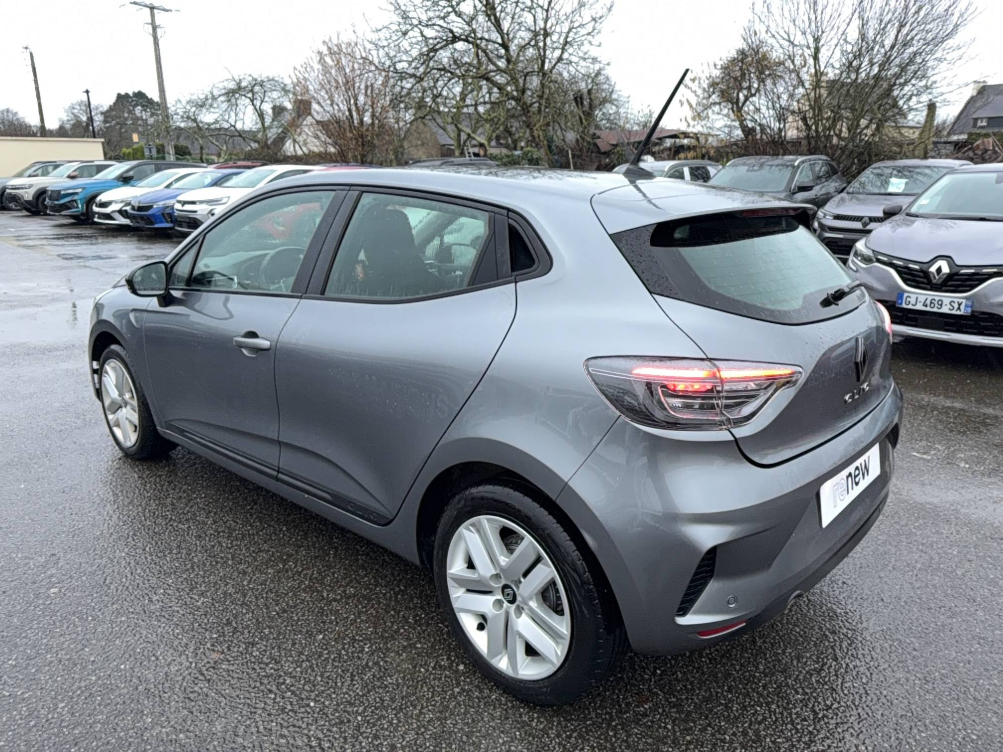 Vente en ligne Renault Clio 5 Clio Blue dCi 100 au prix de 15 990 €