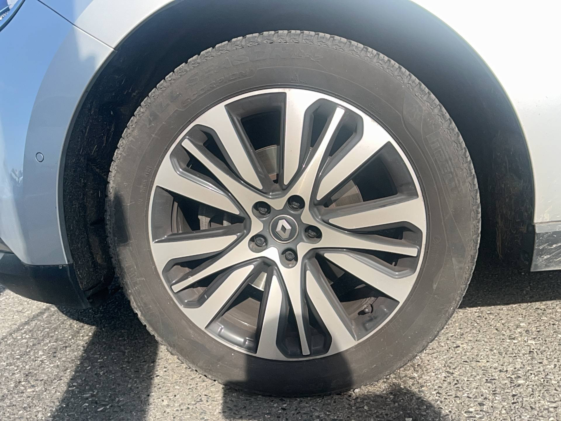 Vente en ligne Renault Espace 5 Espace Tce 225 EDC FAP au prix de 24 990 €