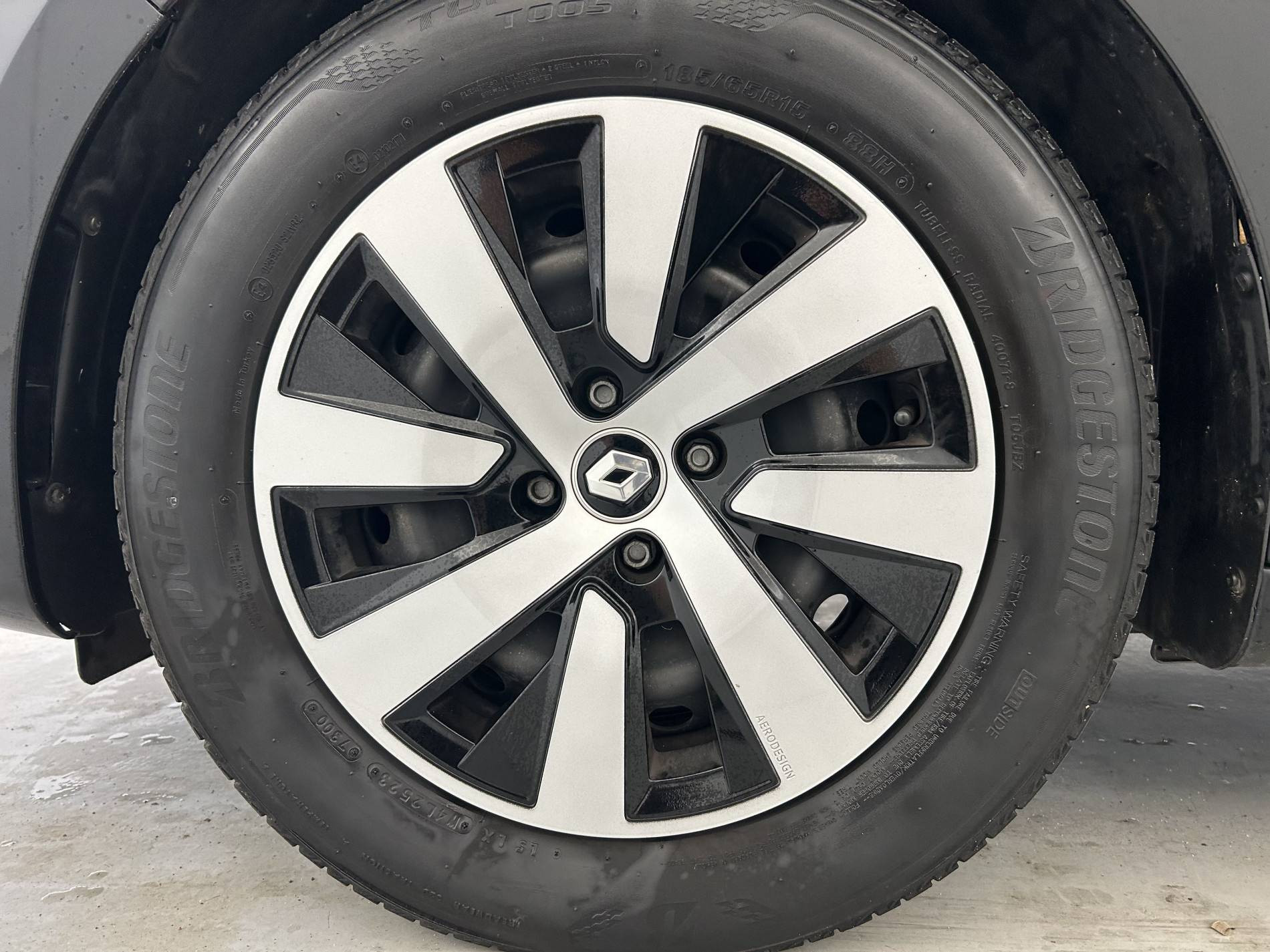 Vente en ligne Renault Clio 5 Clio TCe 90 au prix de 13 990 €