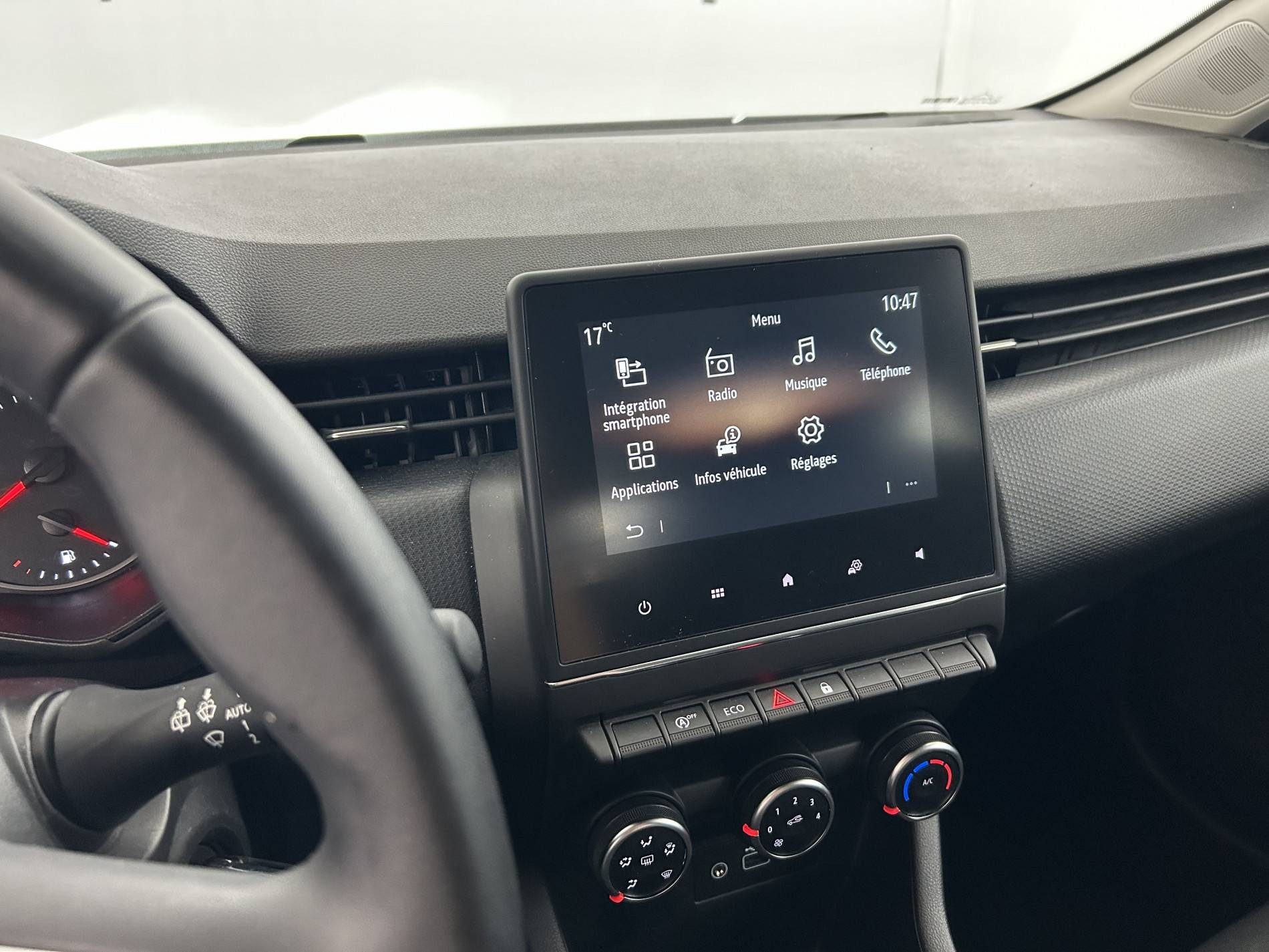 Vente en ligne Renault Clio 5 Clio TCe 90 au prix de 13 990 €