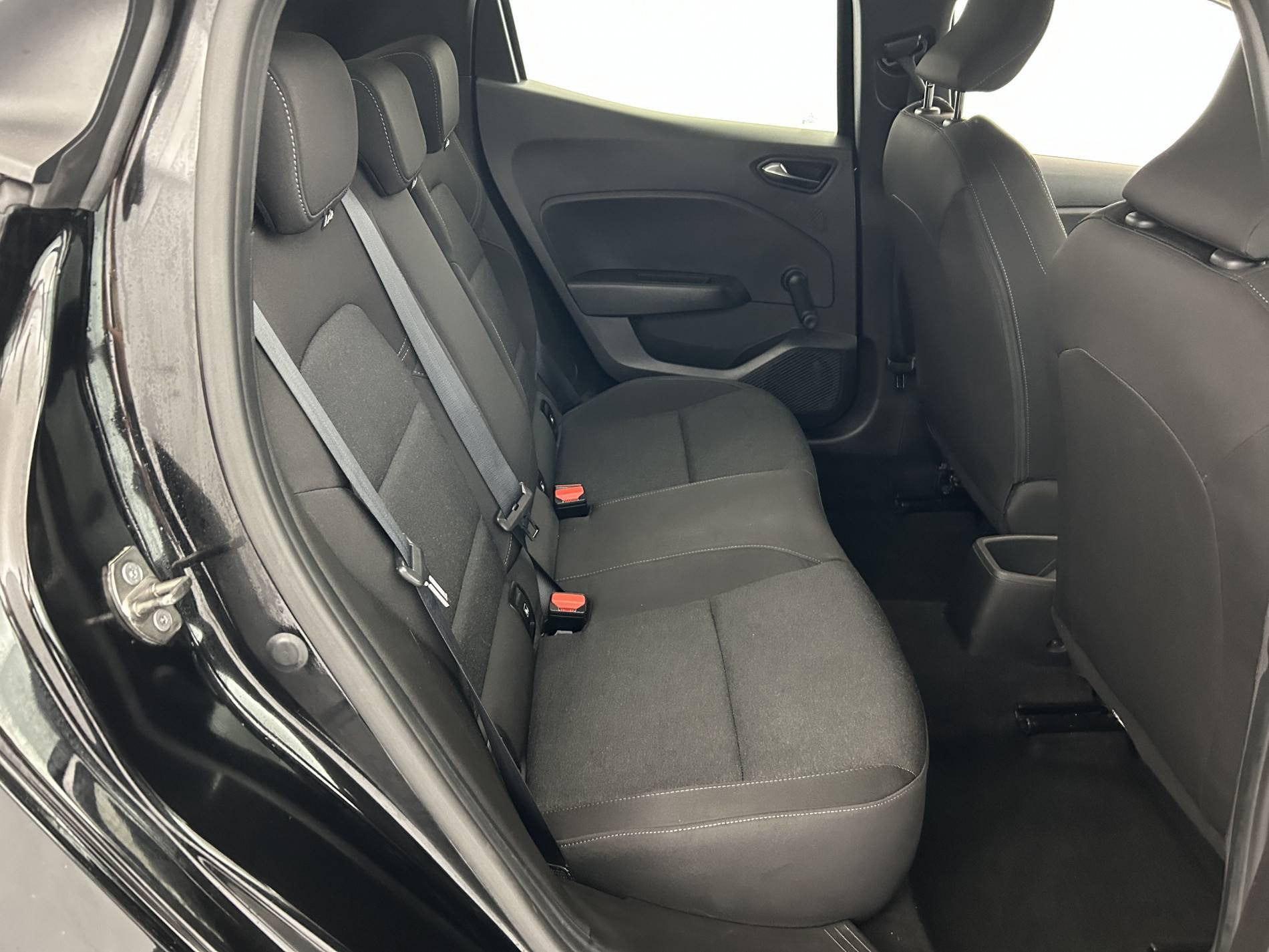 Vente en ligne Renault Clio 5 Clio TCe 90 au prix de 13 990 €