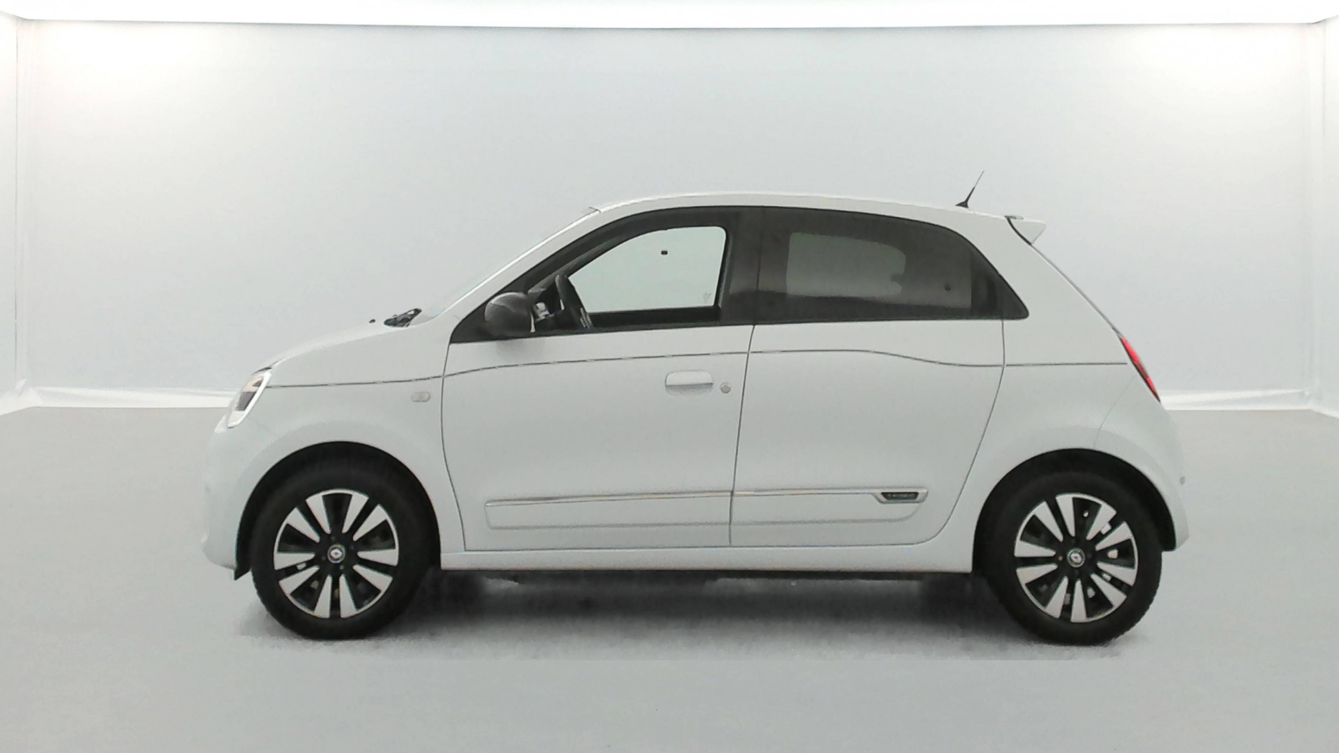 Vente en ligne Renault Twingo Electrique Twingo III E-Tech au prix de 12 390 €