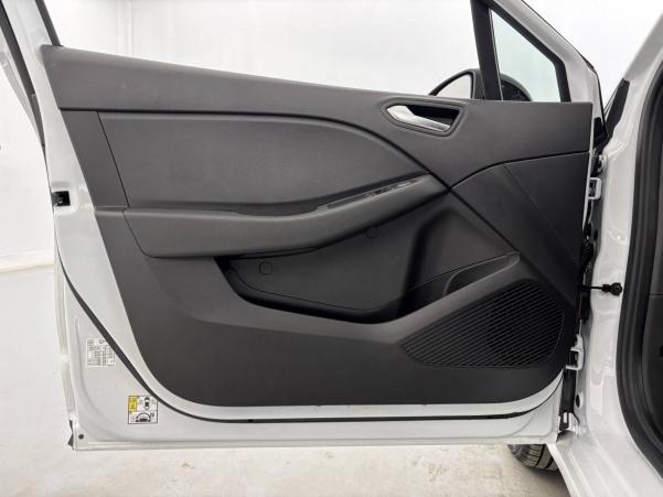 Vente en ligne Renault Clio 5 Clio TCe 90 au prix de 14 990 €