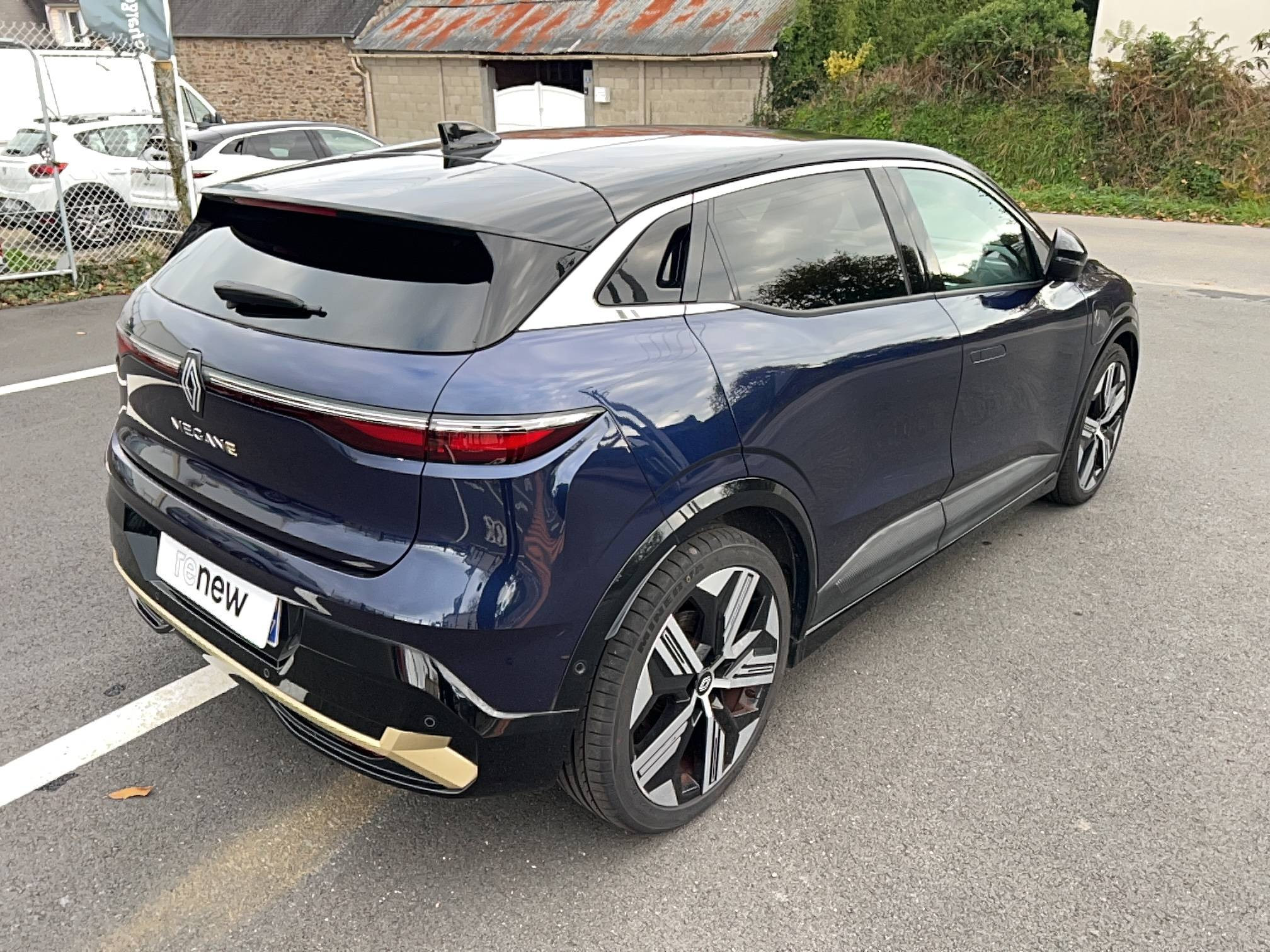 Vente en ligne Renault Megane E-Tech  EV60 220 ch super charge au prix de 23 990 €