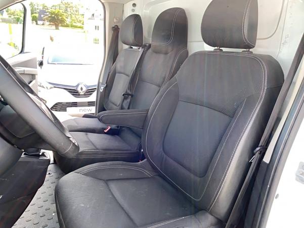 Vente en ligne Renault Trafic 3 Fourgon TRAFIC FGN L1H1 2800 KG BLUE DCI 130 au prix de 25 990 €