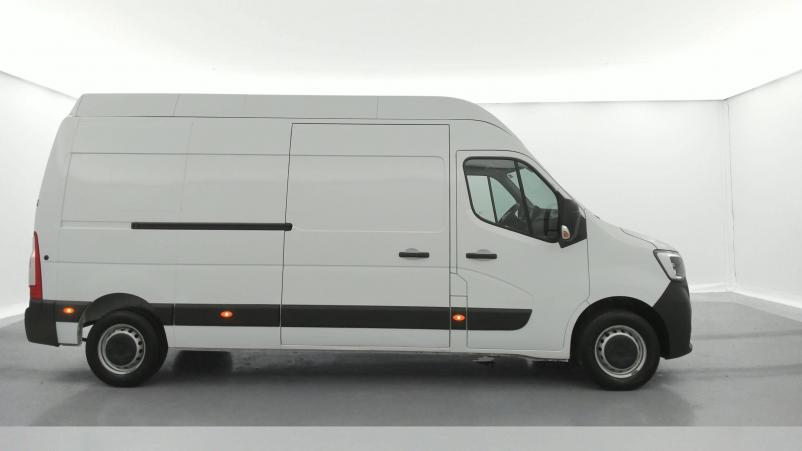 Vente en ligne Renault Master 3 Fourgon MASTER FGN TRAC F3500 L3H3 BLUE DCI 145 au prix de 29 990 €