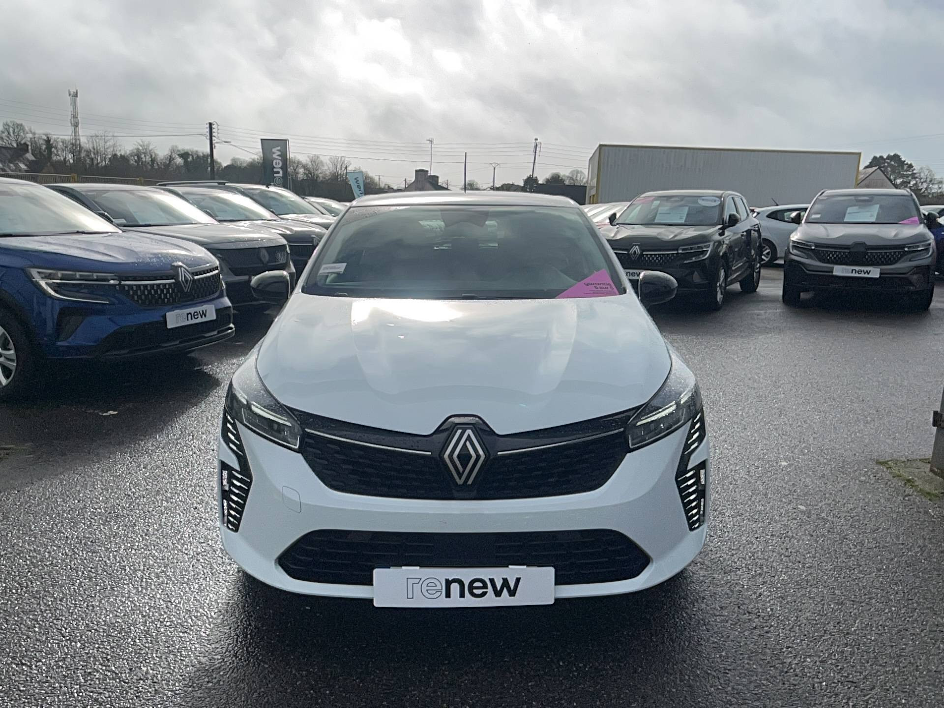 Vente en ligne Renault Clio 5 Clio E-Tech full hybrid 145 ch GSR2 au prix de 19 985 €