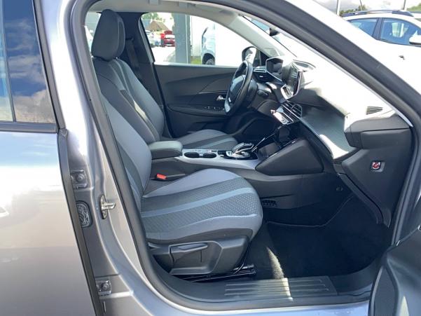 Vente en ligne Peugeot E-2008  136 ch au prix de 14 990 €