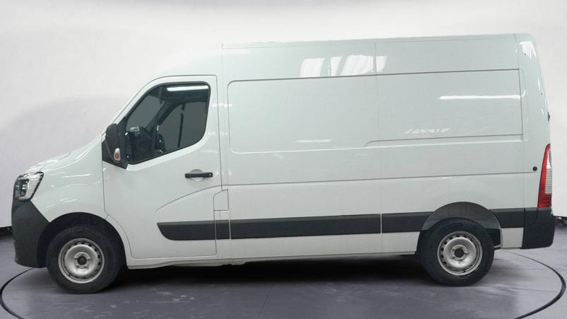 Vente en ligne Renault Master 3 Fourgon MASTER FGN TRAC F3300 L2H2 BLUE DCI 135 au prix de 31 990 €