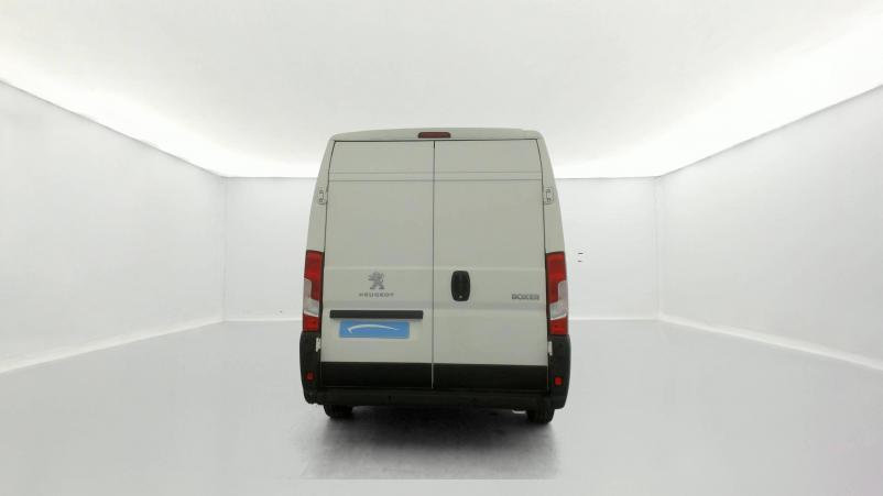 Vente en ligne Peugeot Boxer Fourgon BOXER TOLE 333 L2H2 BLUEHDI 130 S&S au prix de 16 500 €